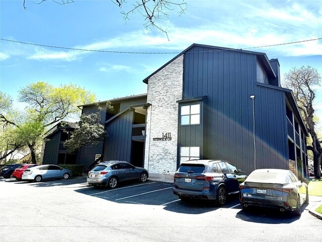 Building Photo - 1411 Norwalk Ln