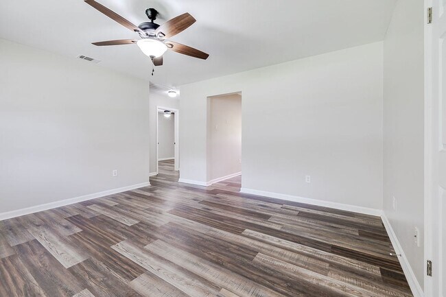 Foto del edificio - 301 Hickory St