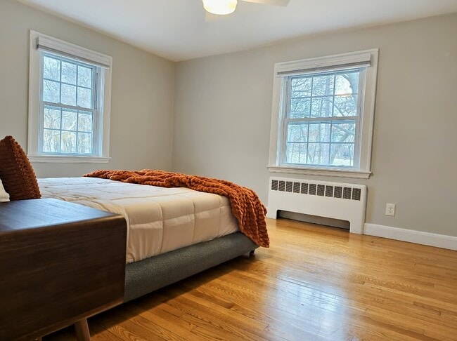 Building Photo - 760 Lynn Fells Pky