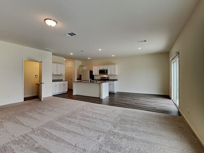 Building Photo - 1803 Washington St