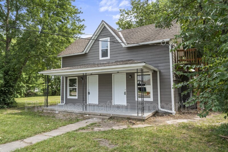 Primary Photo - 321 Mill St