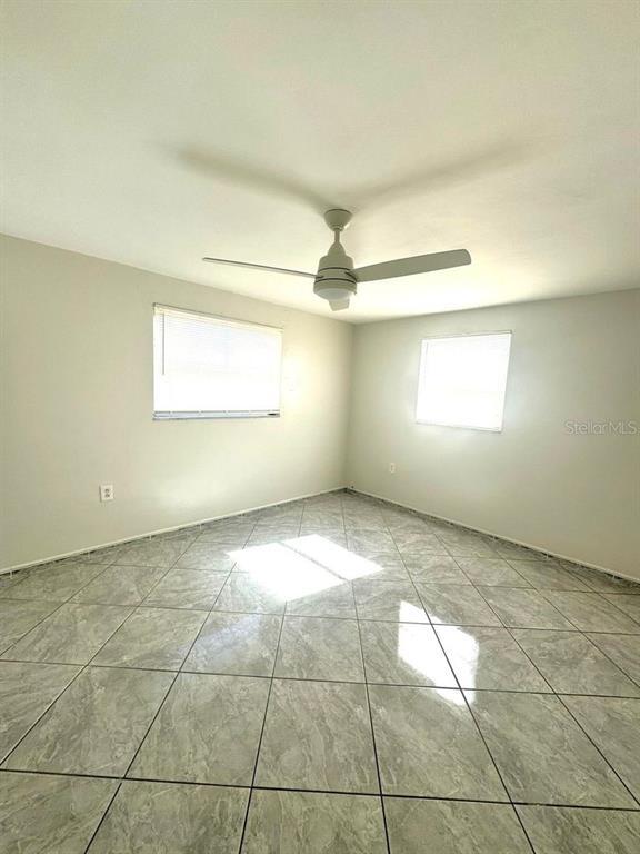 Foto del edificio - 1019 Pert Ln