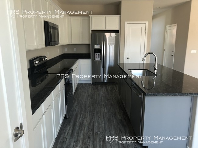 Building Photo - 2359 S Wycliff Cir