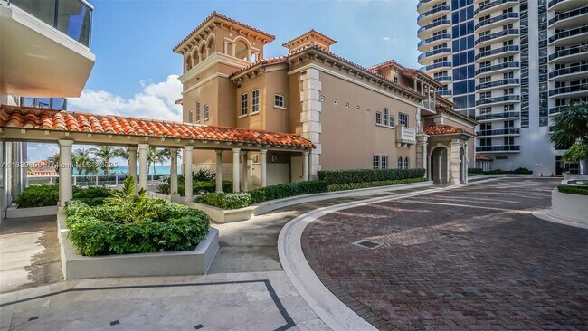 Foto del edificio - 4779 Collins Ave
