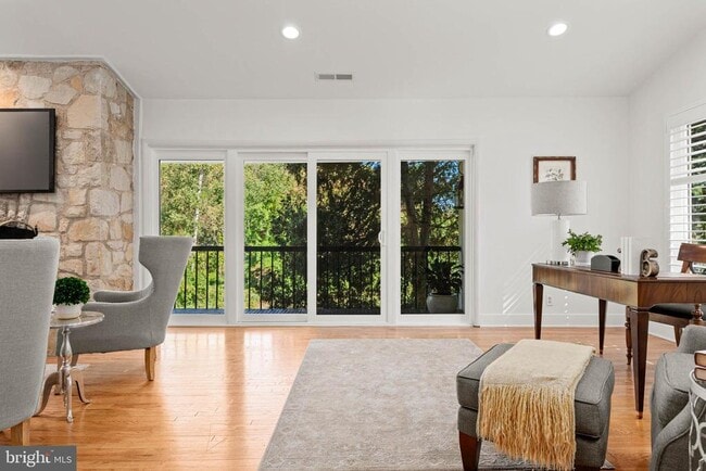 Foto del edificio - 257 W Chelsea Cir