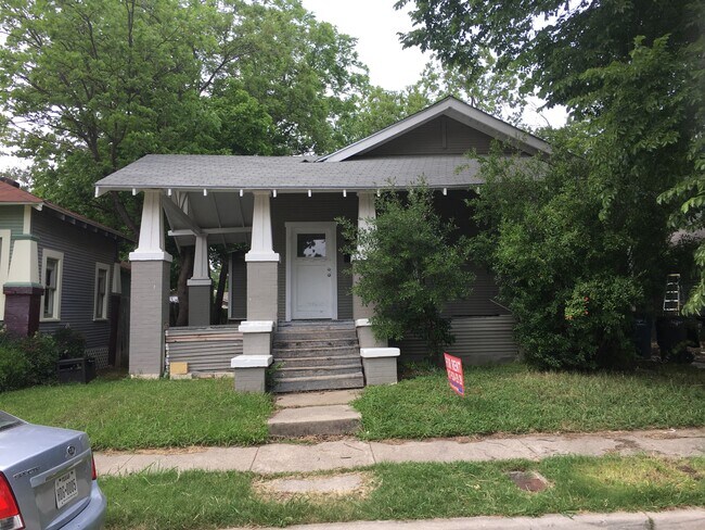 Foto del edificio - 1212 Hawthorne Ave