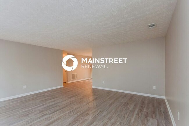 Building Photo - 4 Bedroom Pet-Friendly Home in Ellenwood, GA with Main Street Renewal