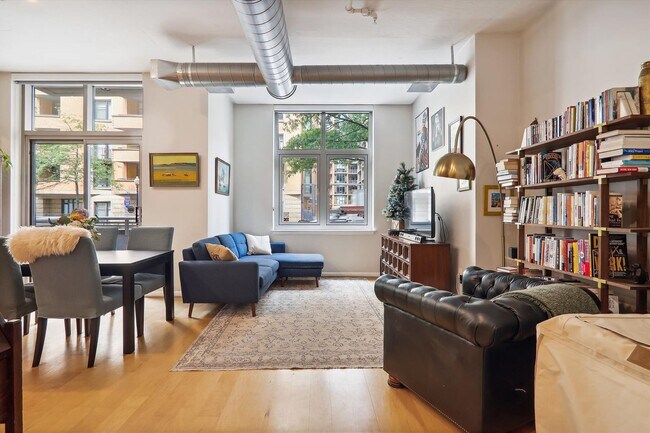 Foto del edificio - 811 4th St NW