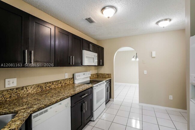 Foto del edificio - 1614 SW 158th Terrace