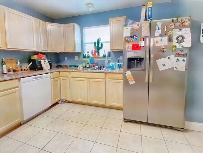 Foto del edificio - "Charming 3-Bedroom Home with Spacious Interior in San Marcos – Discover 1371 Sq Ft of Comfort!"