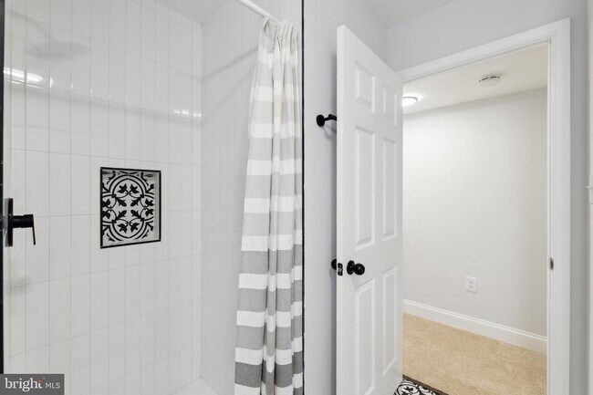 Building Photo - 5614 Wahoo Ct