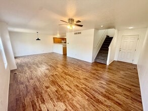 Building Photo - 1912 Dove Creek Cir