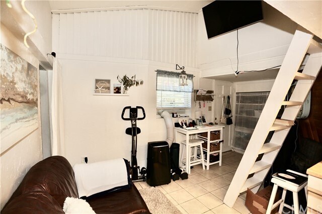 Building Photo - 208 Canyon Acres Dr