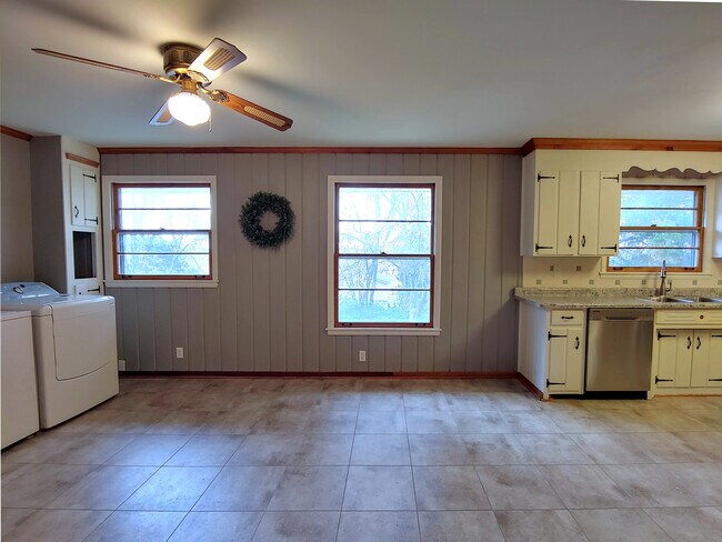 Building Photo - 3131 Wilmoth Rd