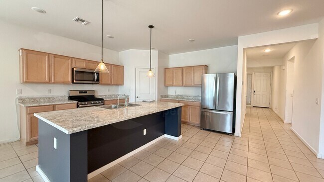 Building Photo - 7057 E Mallard Ct