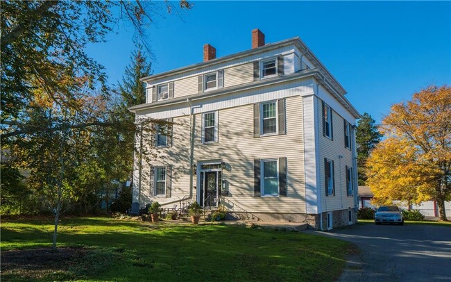 Building Photo - 22 Malbone Rd
