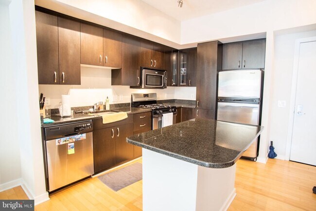 Foto del edificio - 475 K St NW