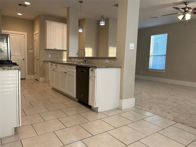 Foto del edificio - 206 Drake Run Ln