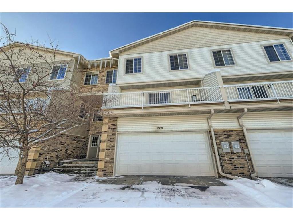 Primary Photo - 7010 S Park Dr