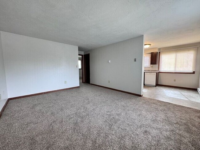 Building Photo - 3 Bedroom Condo in Loveland