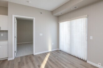 3BR, 2BA - 1,283SF - Dining Area - The Ascent