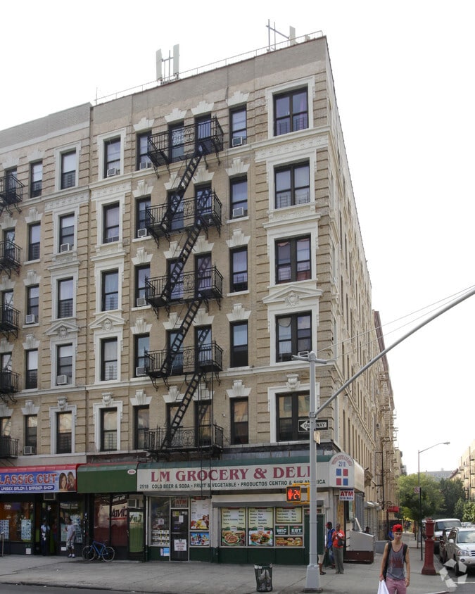 Building Photo - 2516-2518 Seventh Ave