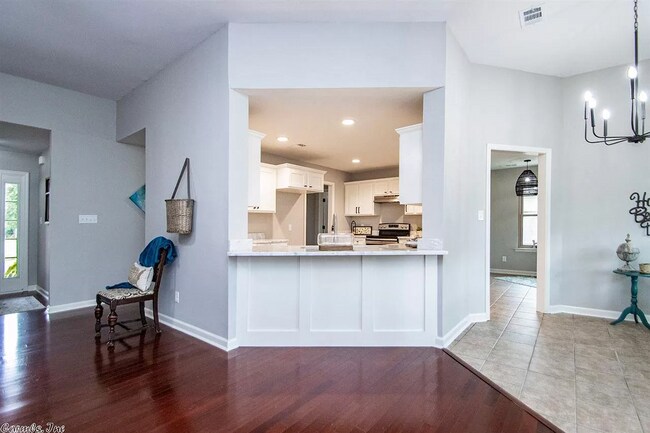 Building Photo - 14013 Chesterfield Cir