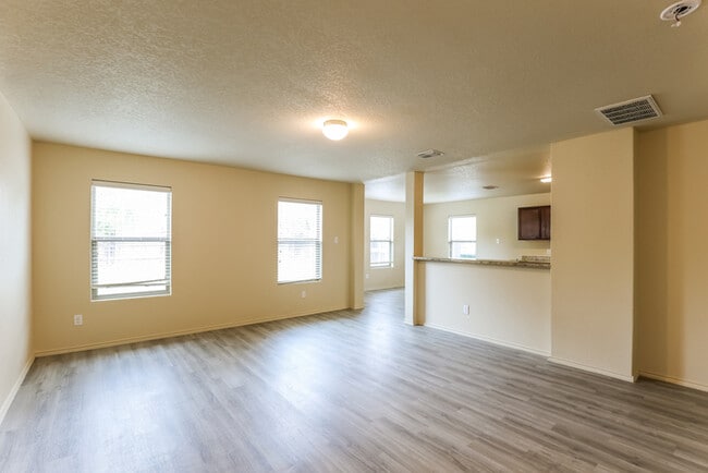 Building Photo - 6007 Camier Cove