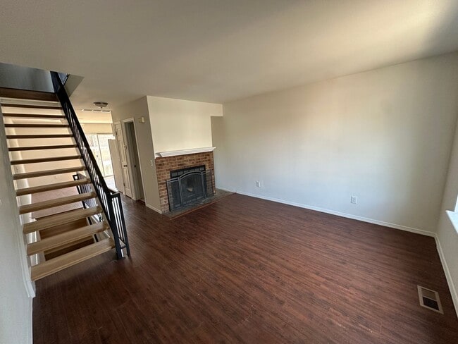 Building Photo - LOCATION LOCATION!! Open and inviting 3-be...