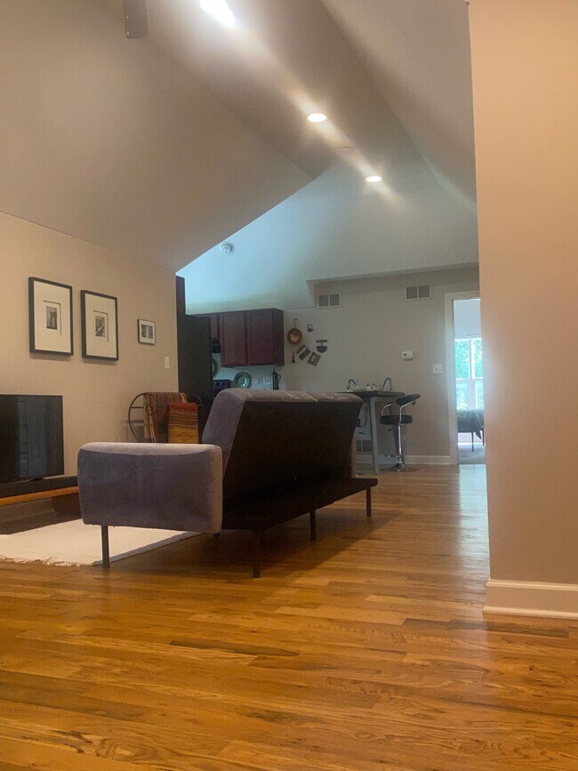 Foto del edificio - 5107 Timber Ln