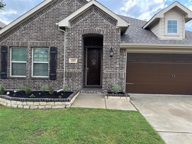 Foto del edificio - 4303 Cherry Ln