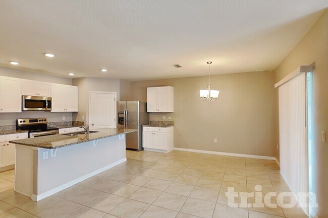 Building Photo - 2531 Newmark Dr