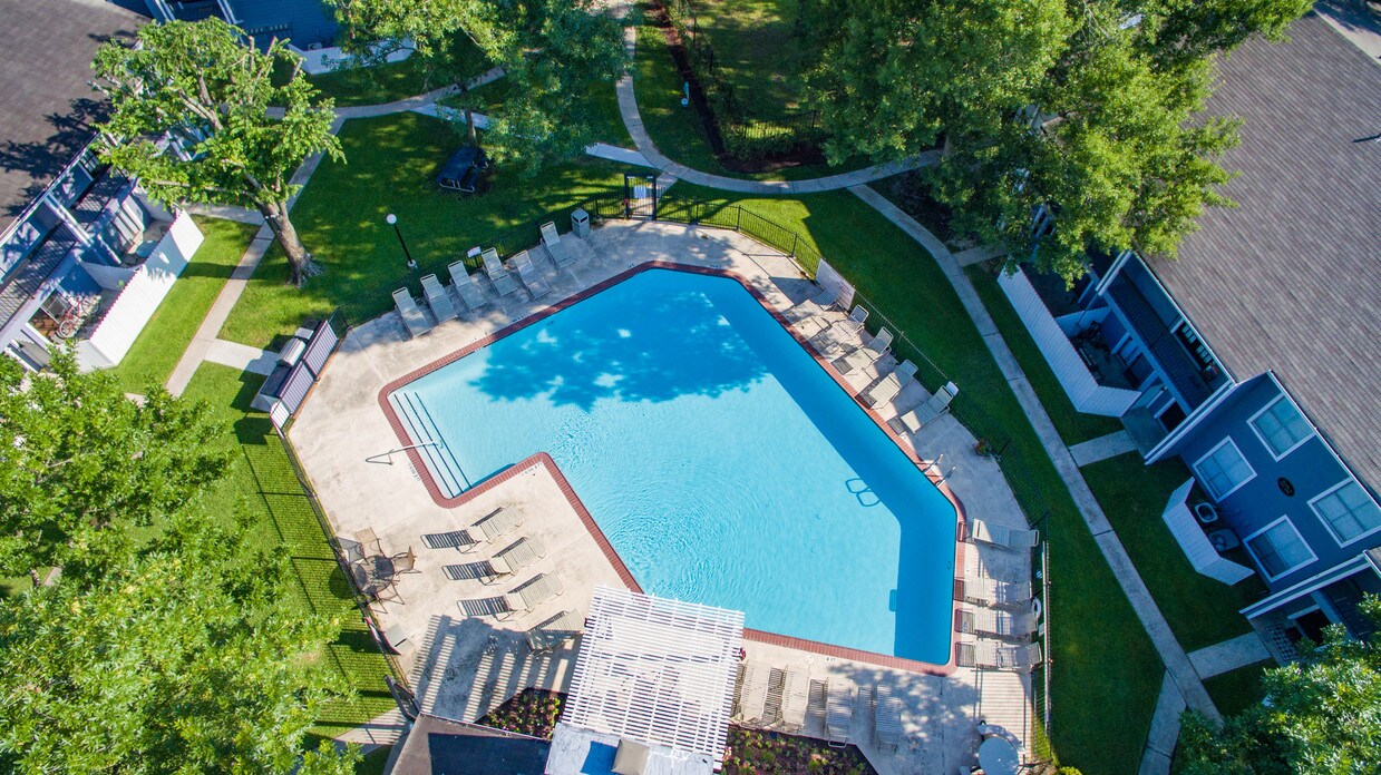 Foto principal - Lakewood Apartments