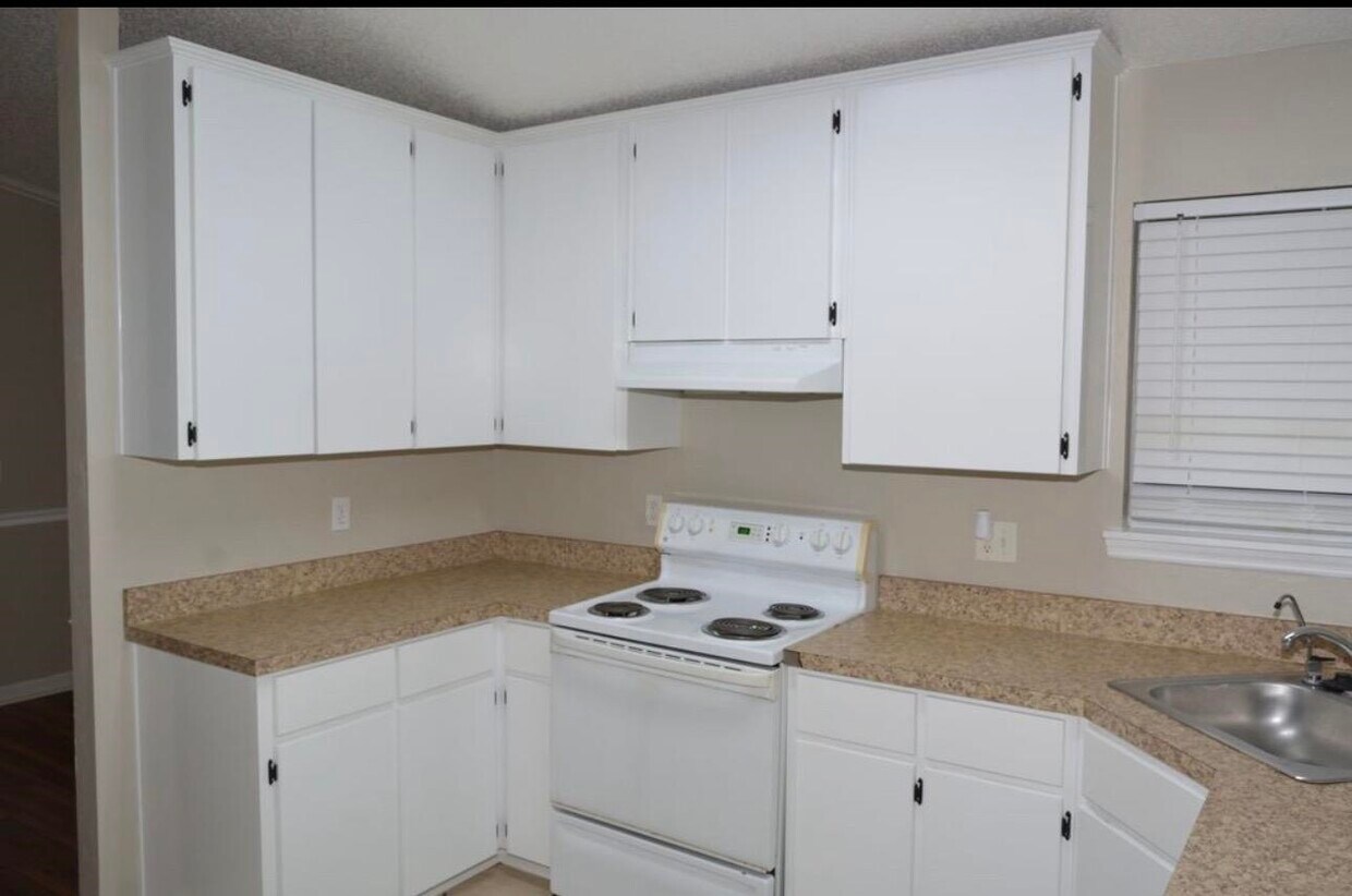 Foto del edificio - 3996 Bothwell Terrace