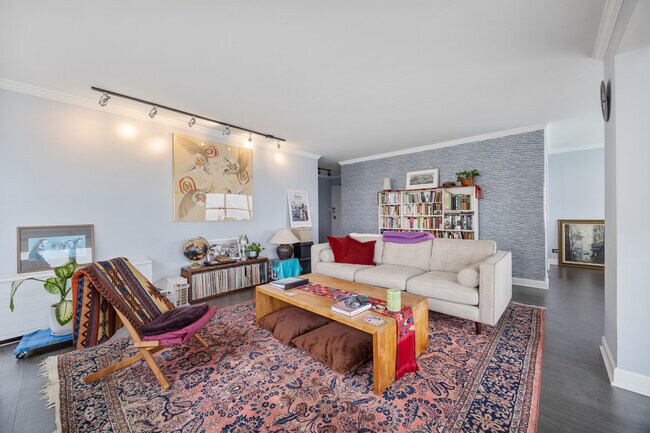 Foto del edificio - 6157 N Sheridan Rd