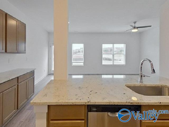 Foto del edificio - 6139 Taramore Ln NW