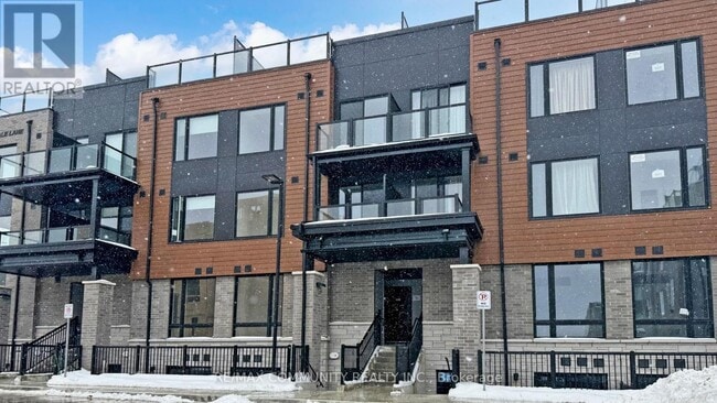 Building Photo - 30 Markdale Ln