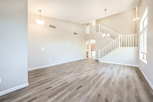 Foto del edificio - 2531 W White Feather Ln