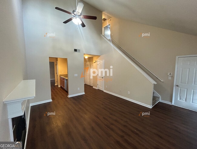 Foto del edificio - 125 Lakeview Trail