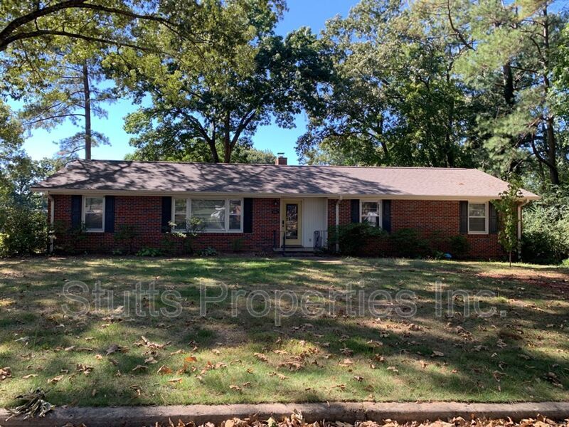 1401 Hackett Blvd, Florence, AL 35630 House Rental in Florence, AL