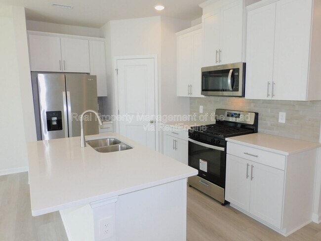 Foto del edificio - 221 Still Pasture Ln