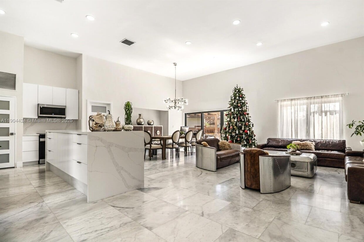 Foto principal - 513 Leslie Dr