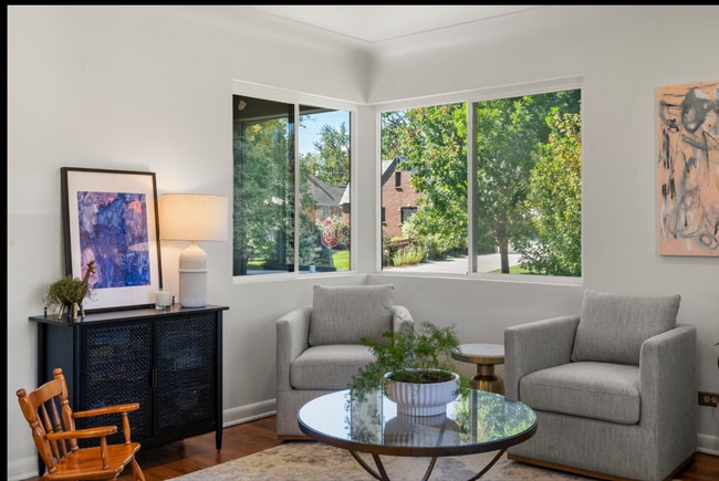 Foto del edificio - 1694 Niagara St