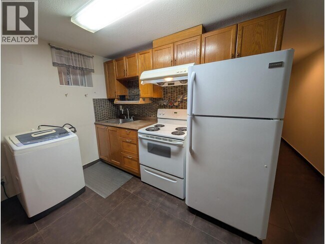 Photo du bâtiment - 1XXX E 27th Ave