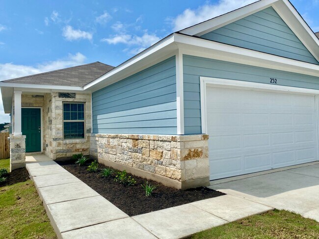 Building Photo - 3 Bed 2 Bath in Sonterra