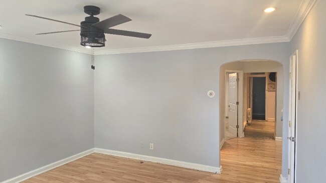 Building Photo - 2328 25th St SE