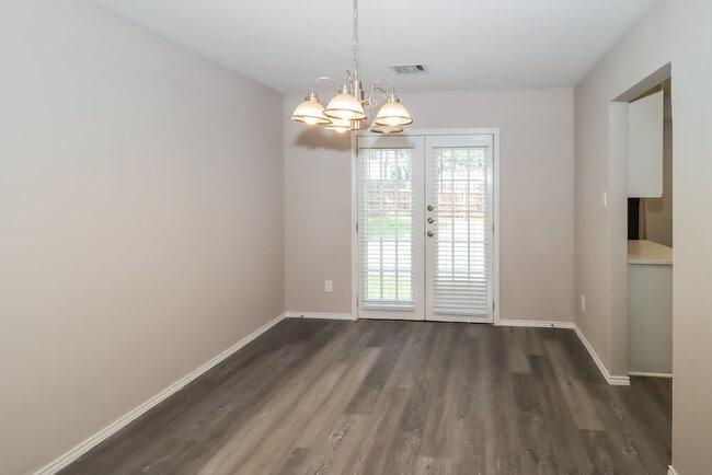 Building Photo - 1504 Lorson Loop