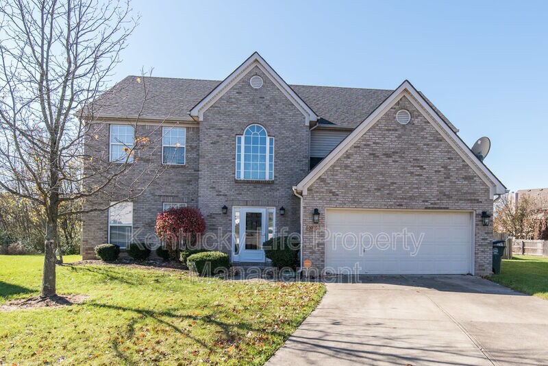3000 Ellen Ct, Lexington, KY 40511