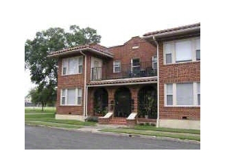Primary Photo - Midtown Apartments