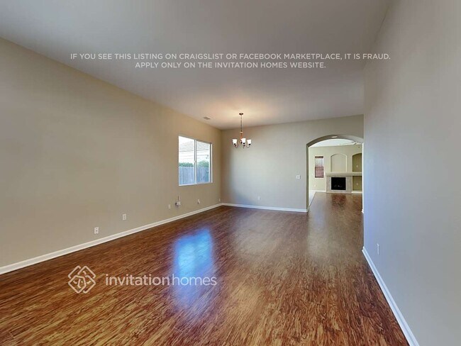 Building Photo - 1704 Carswell Ln